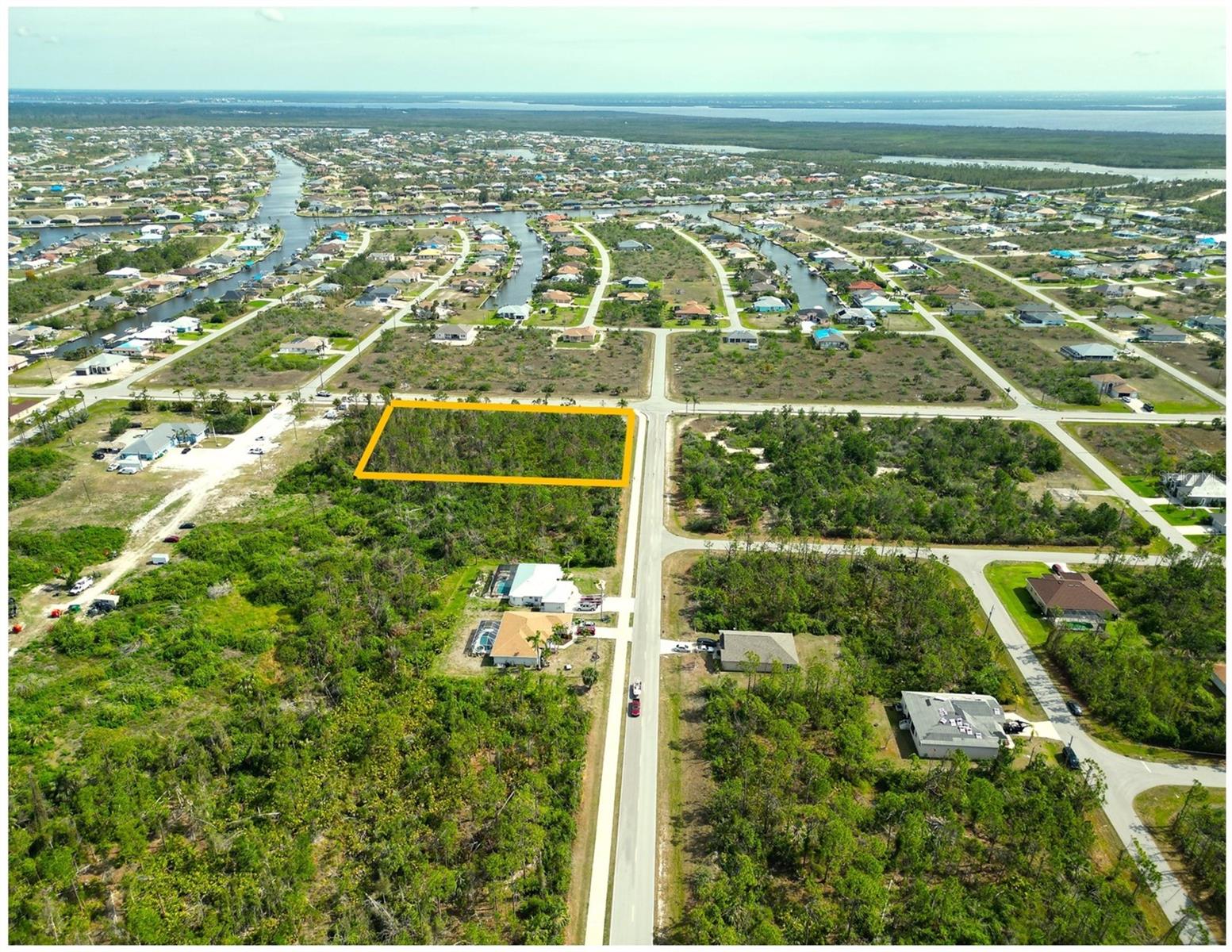 Image 2 of 13 For 14901 Ingraham Boulevard