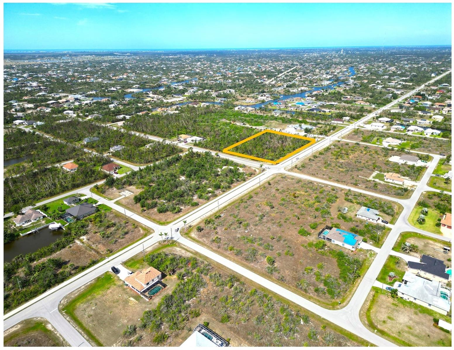 Image 3 of 13 For 14901 Ingraham Boulevard