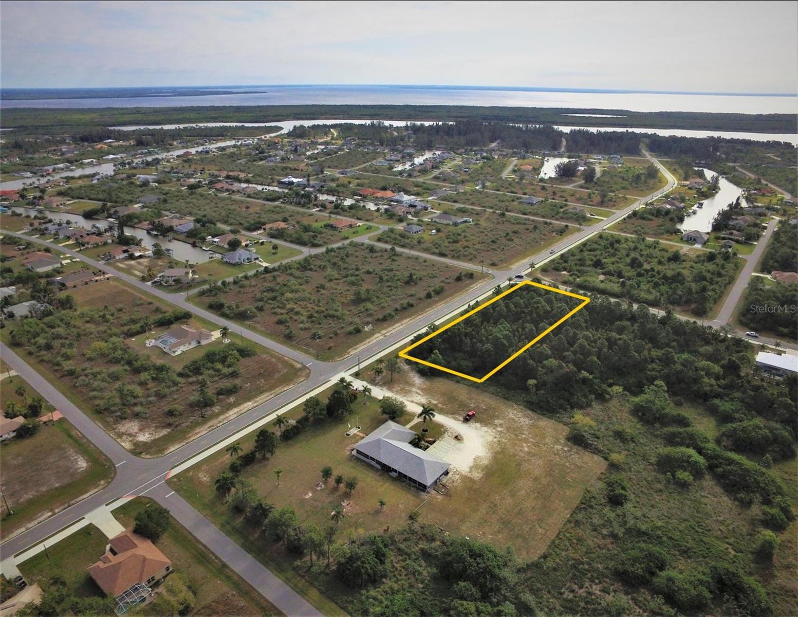 Image 9 of 13 For 14901 Ingraham Boulevard