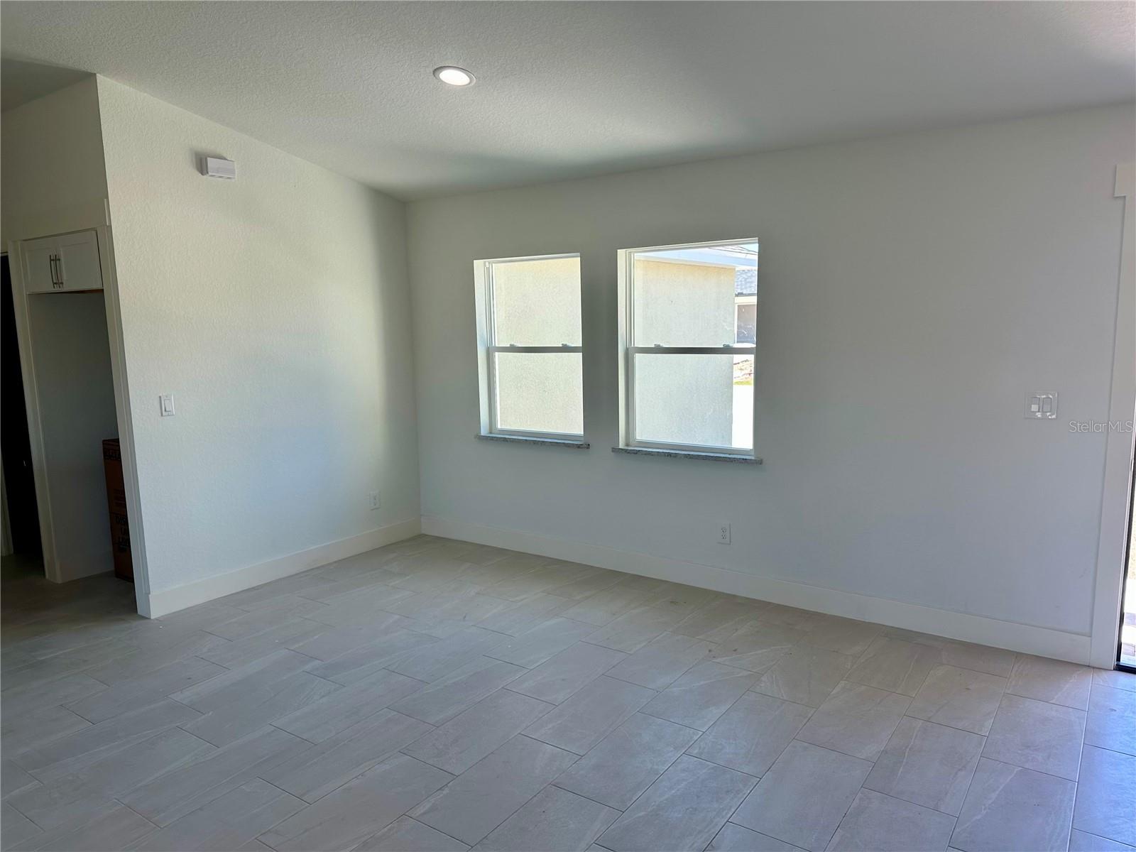 Image 8 of 26 For 9172 Ravel Street