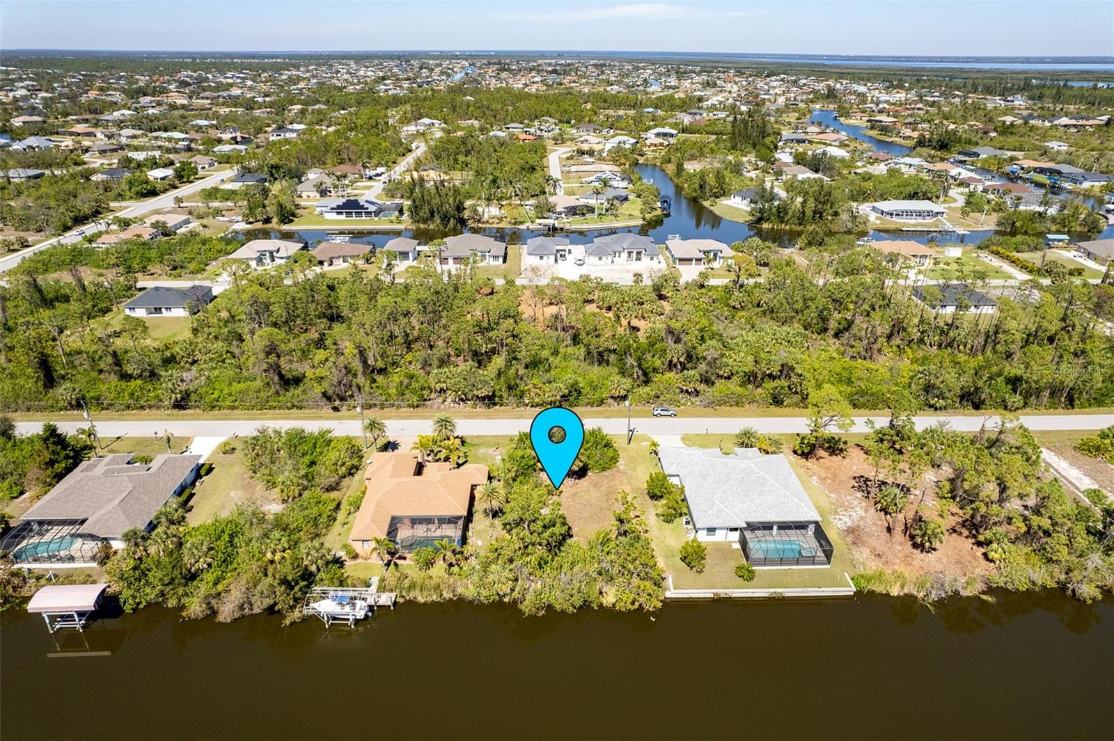 Image 4 of 17 For 15624 Aldama Circle