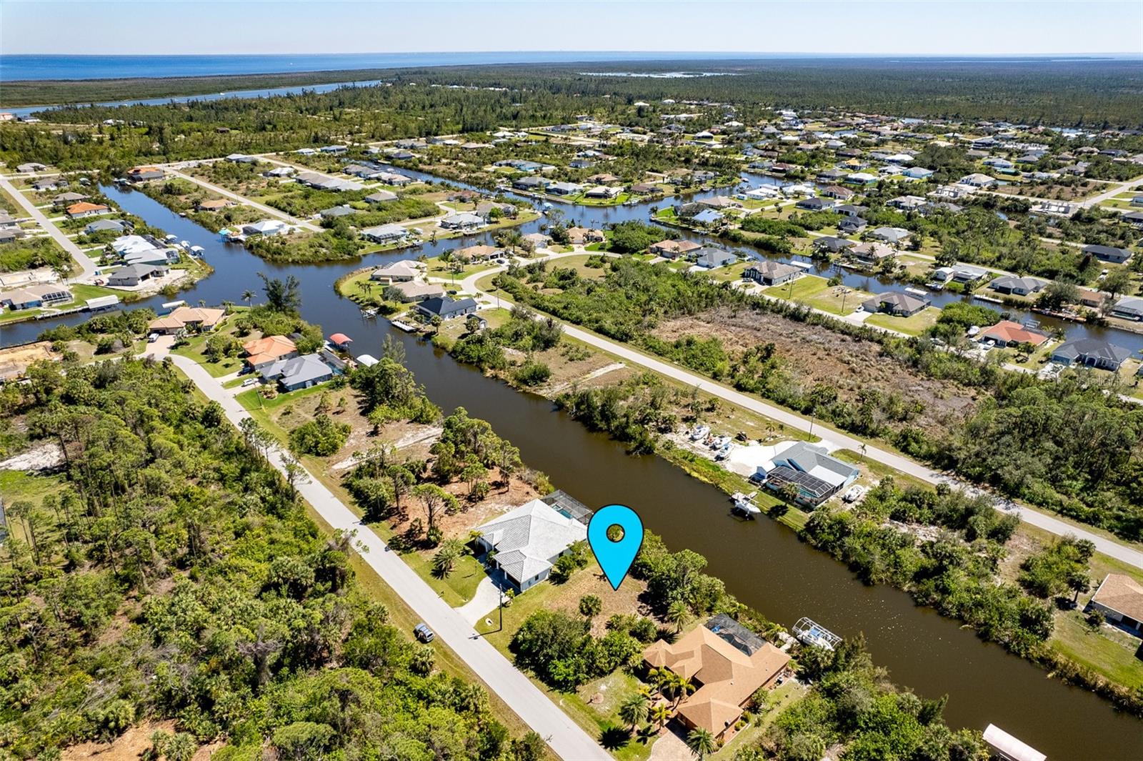 Image 6 of 17 For 15624 Aldama Circle