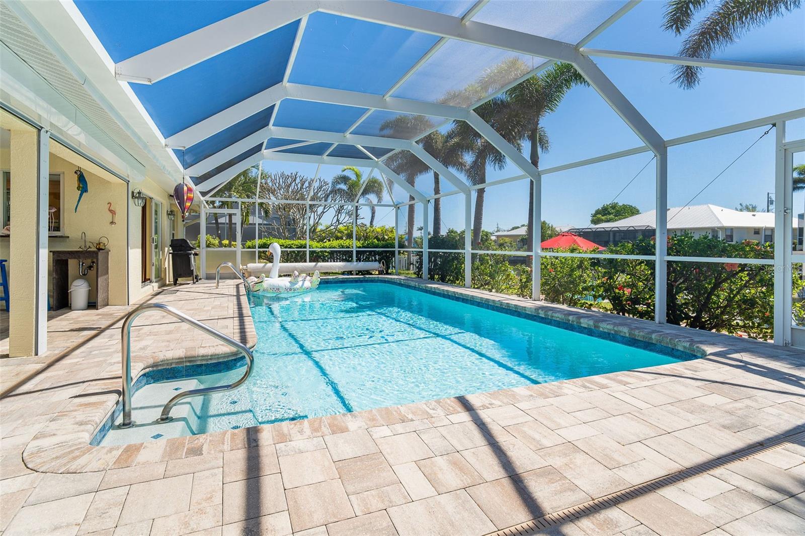 Image 46 of 71 For 471 Capri Isles Court