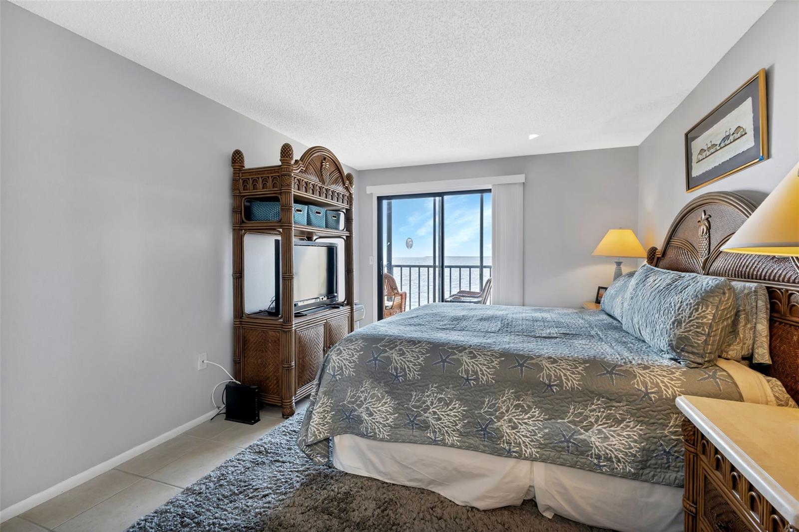 Image 14 of 33 For 14459 River Beach Drive 129