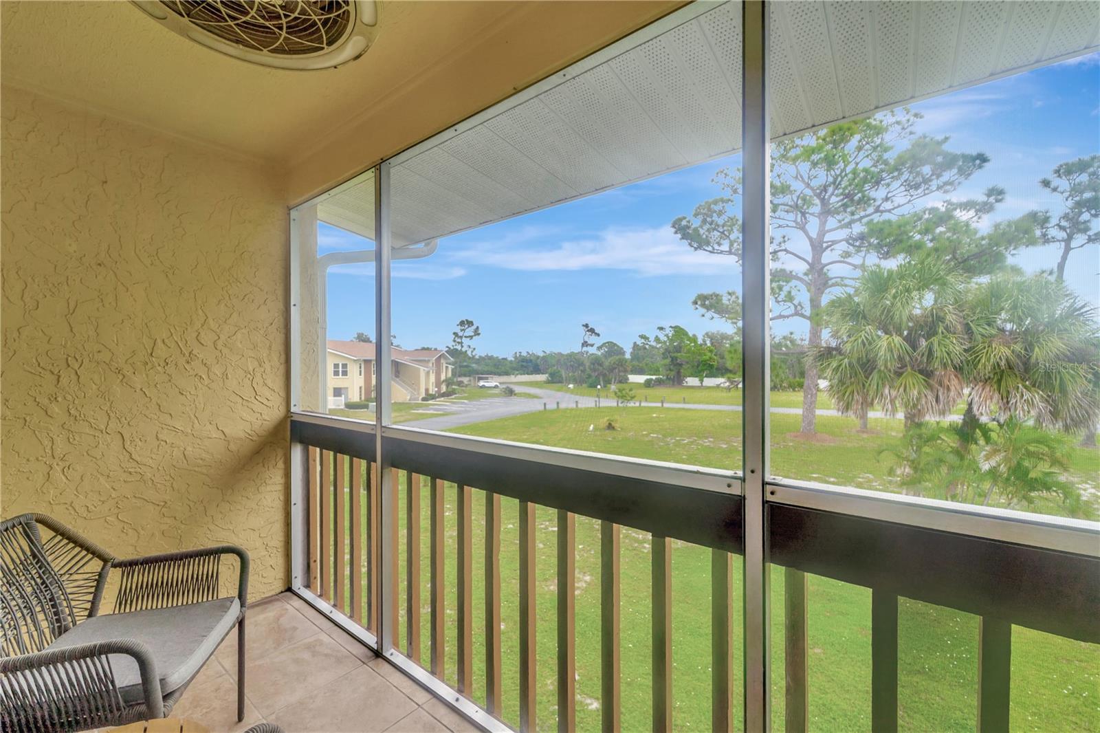 Image 23 of 34 For 6699 San Casa Drive L4