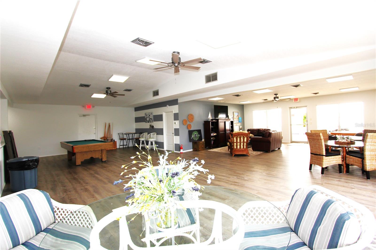 Image 29 of 34 For 6699 San Casa Drive L4