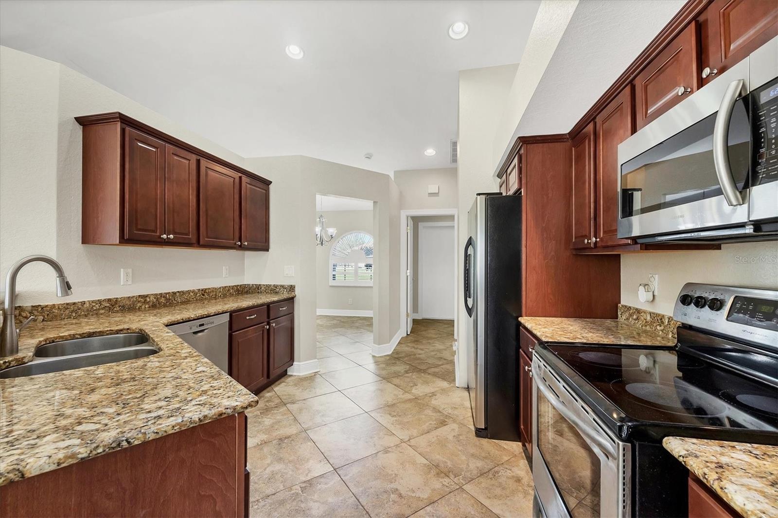 Image 12 of 53 For 9219 Newnan Circle