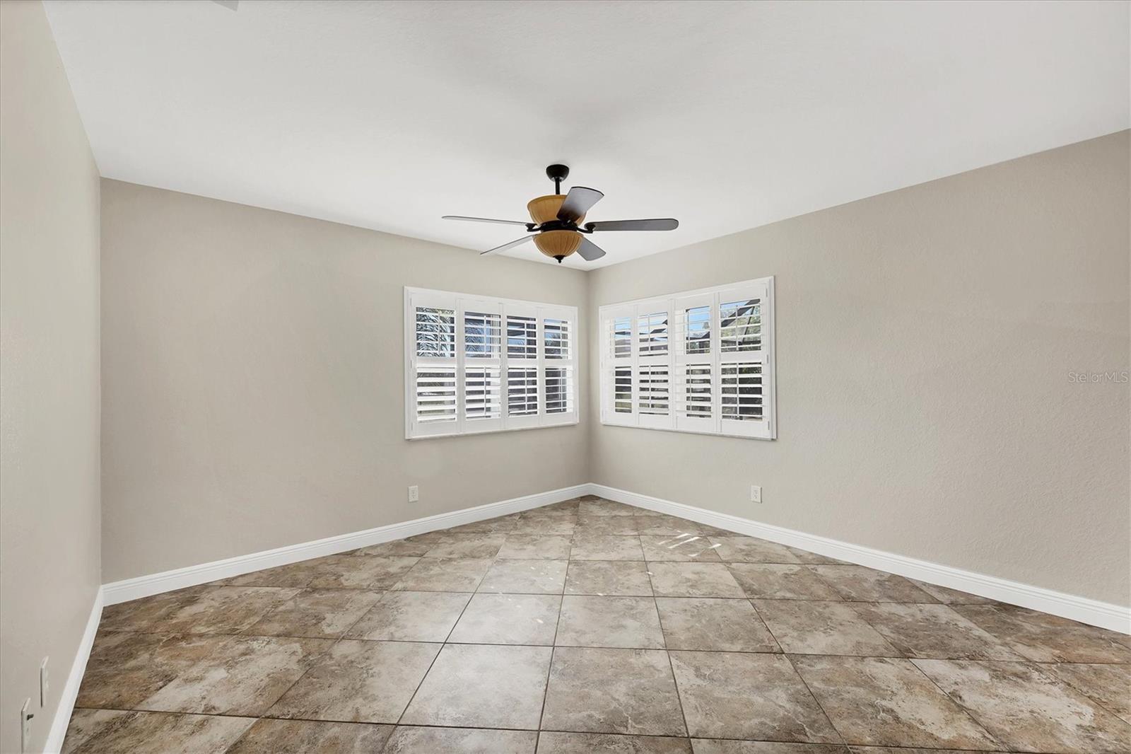 Image 17 of 53 For 9219 Newnan Circle