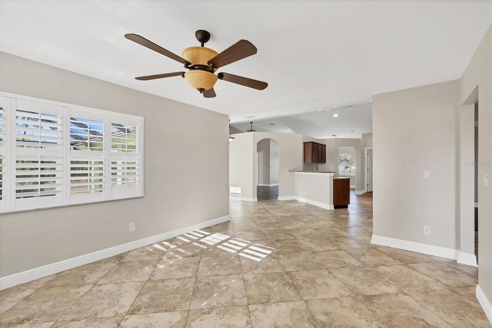 Image 20 of 53 For 9219 Newnan Circle