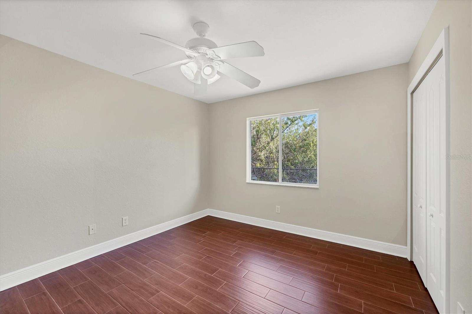 Image 28 of 53 For 9219 Newnan Circle
