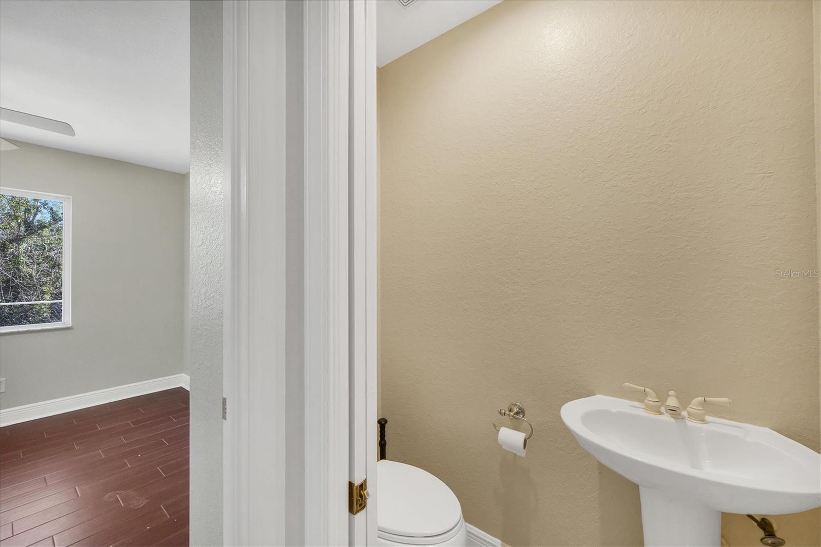 Image 30 of 53 For 9219 Newnan Circle