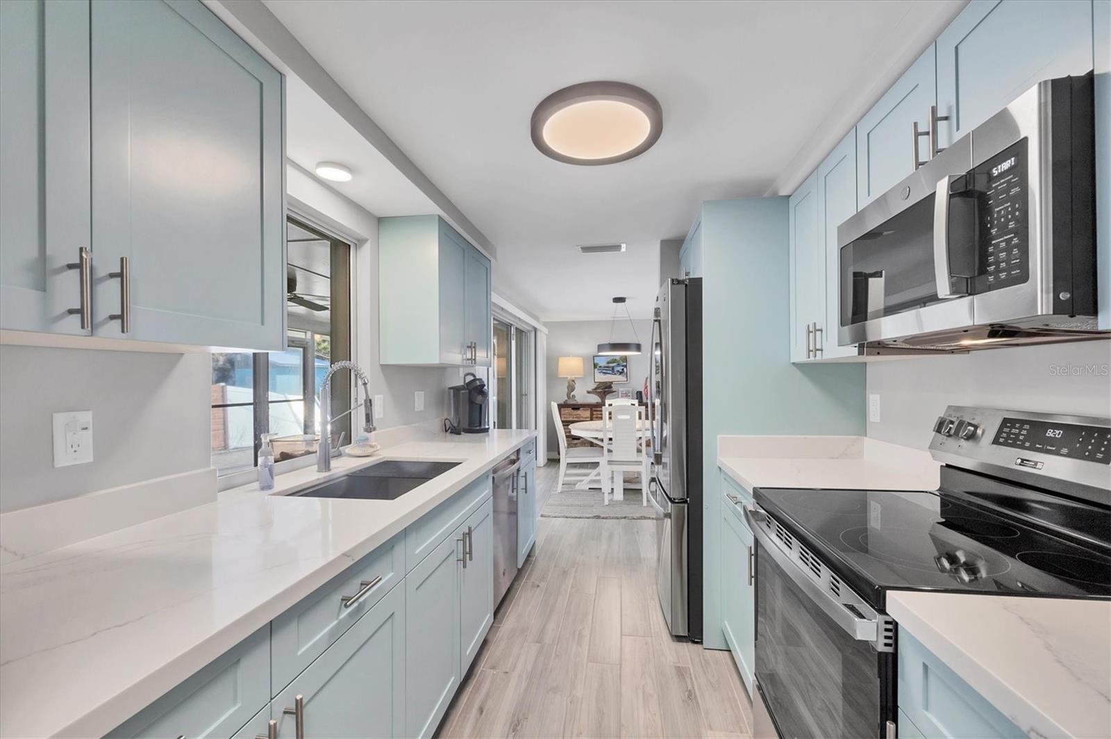 Image 10 of 45 For 6035 Manasota Key Road
