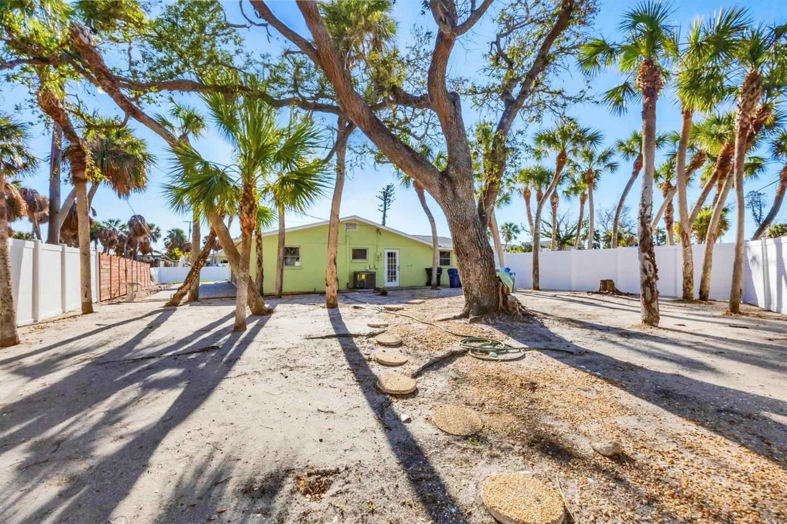 Image 29 of 45 For 6035 Manasota Key Road