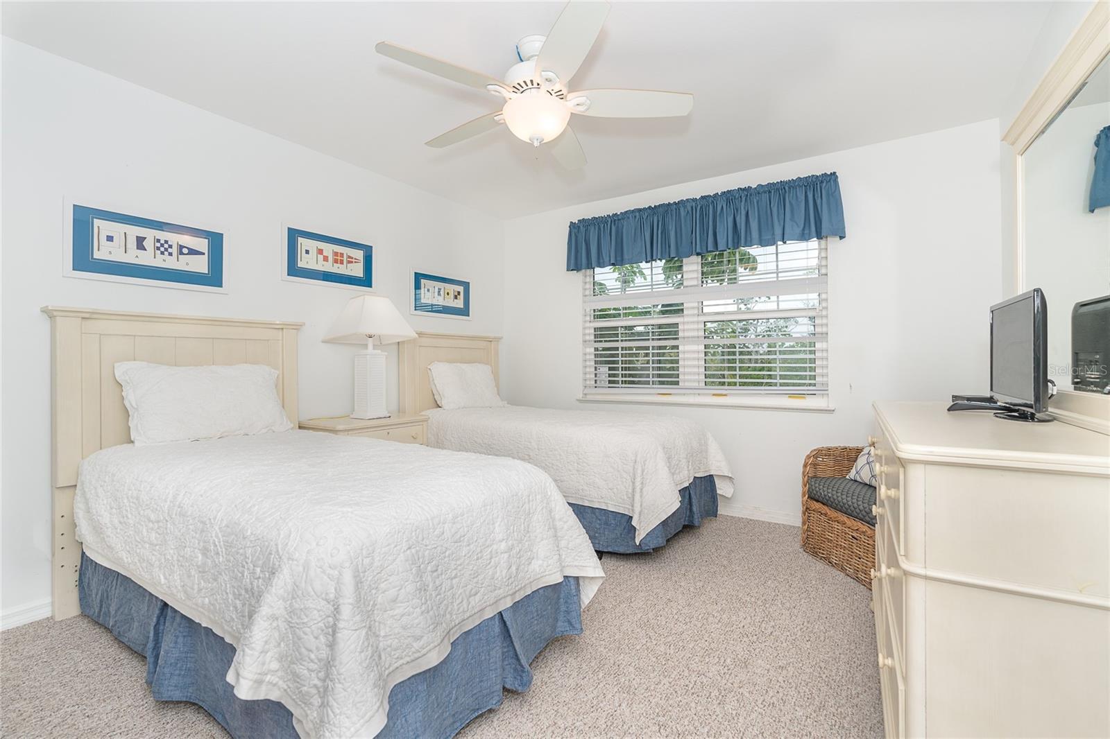 Image 18 of 25 For 7221 Rum Bay Drive 4211d