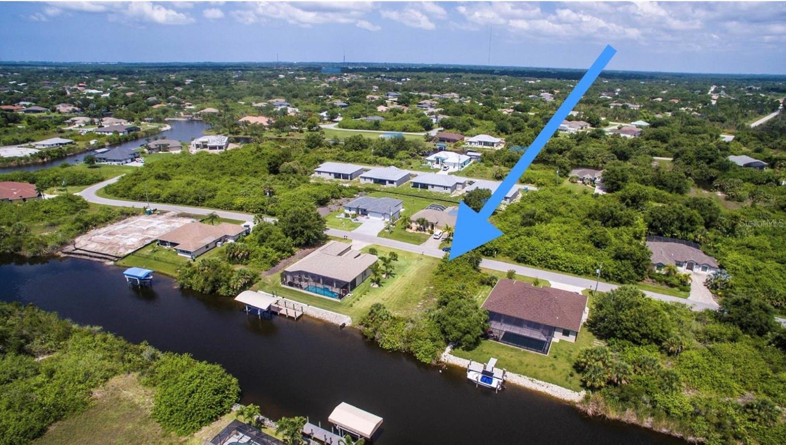 Image 3 of 11 For 9386 Bluegill Circle