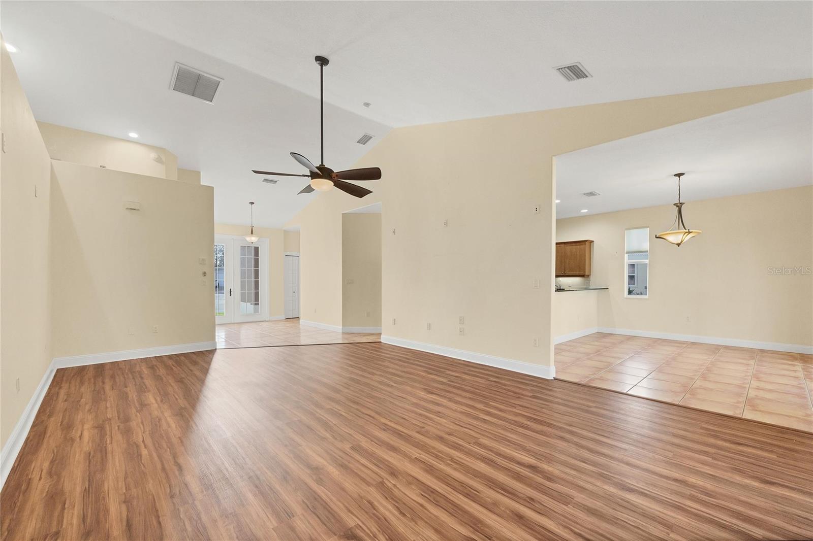 Image 5 of 32 For 1795 Walden Court