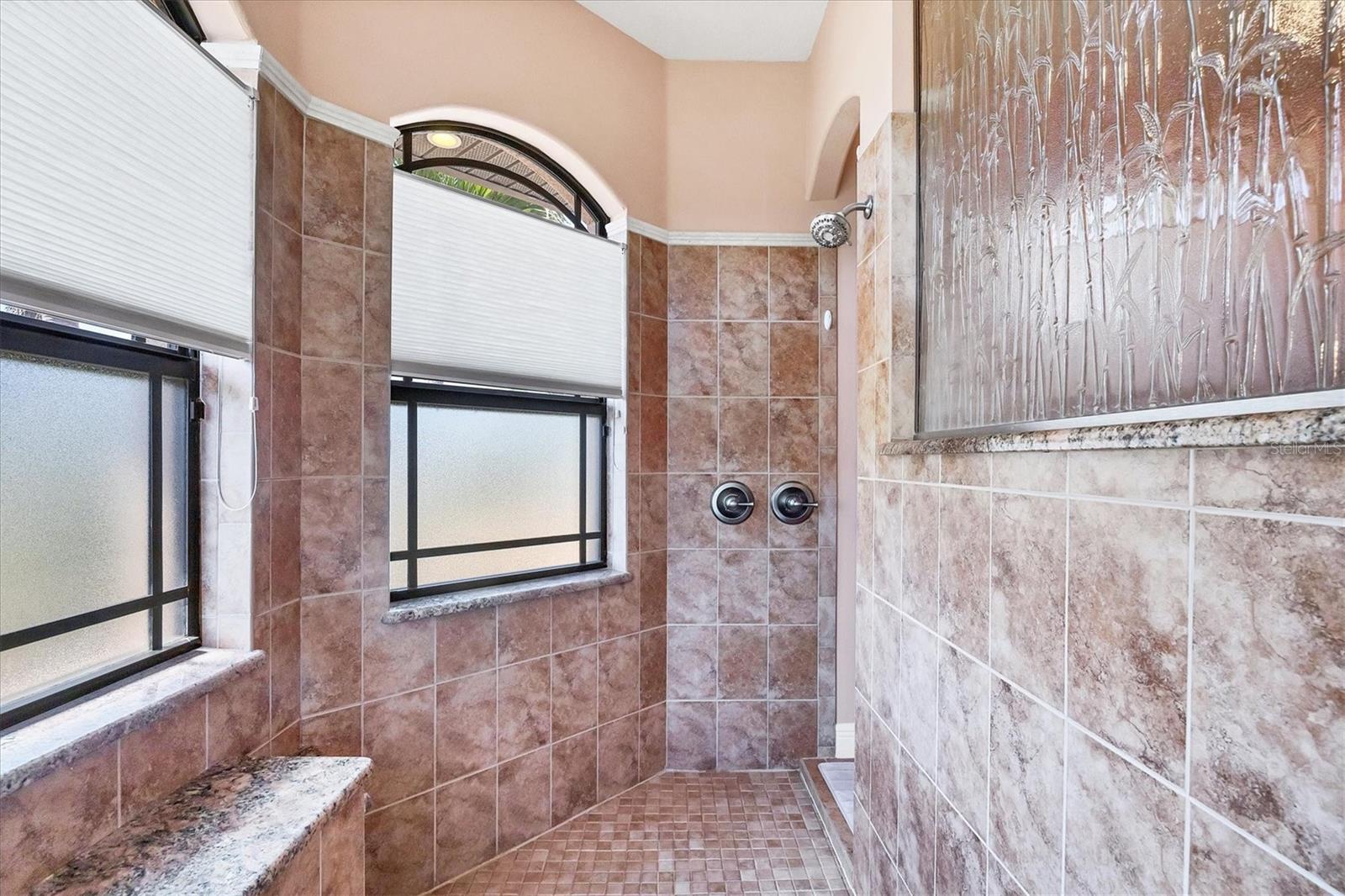 Image 21 of 46 For 14810 Ingraham Boulevard