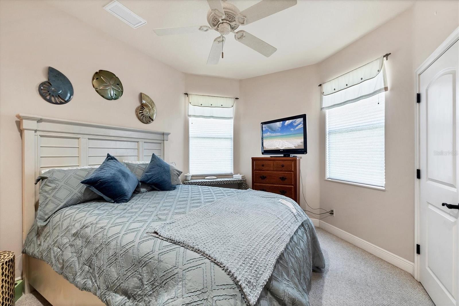 Image 23 of 46 For 14810 Ingraham Boulevard