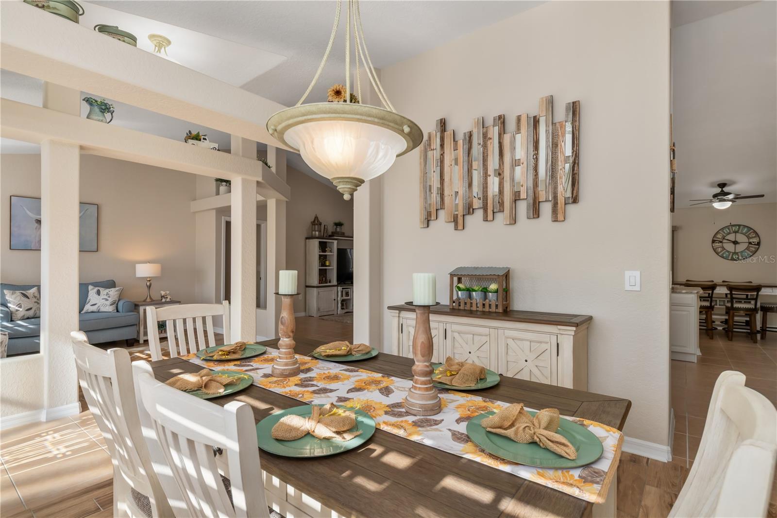 Image 22 of 53 For 8251 Arlewood Circle