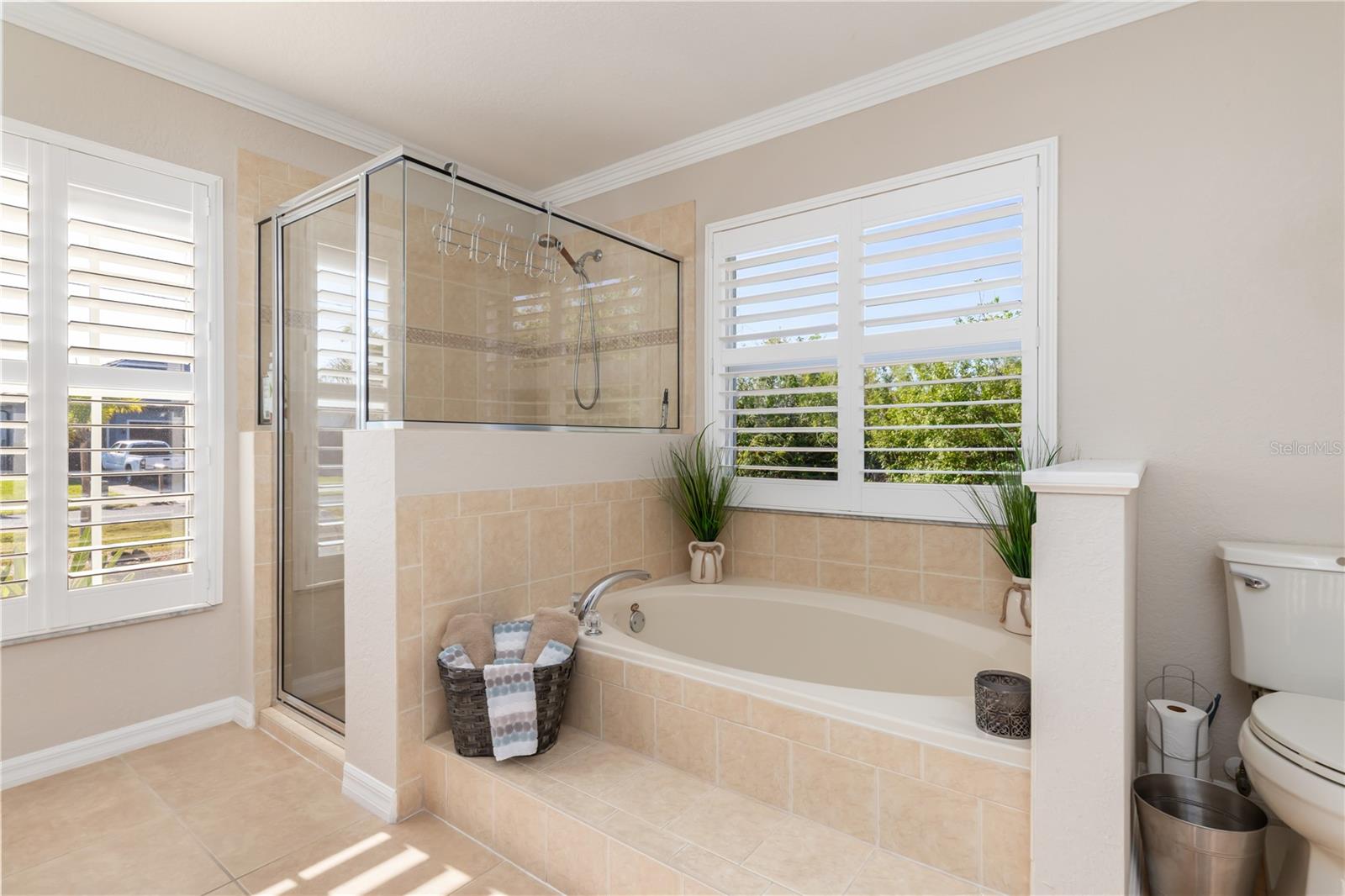 Image 26 of 53 For 8251 Arlewood Circle