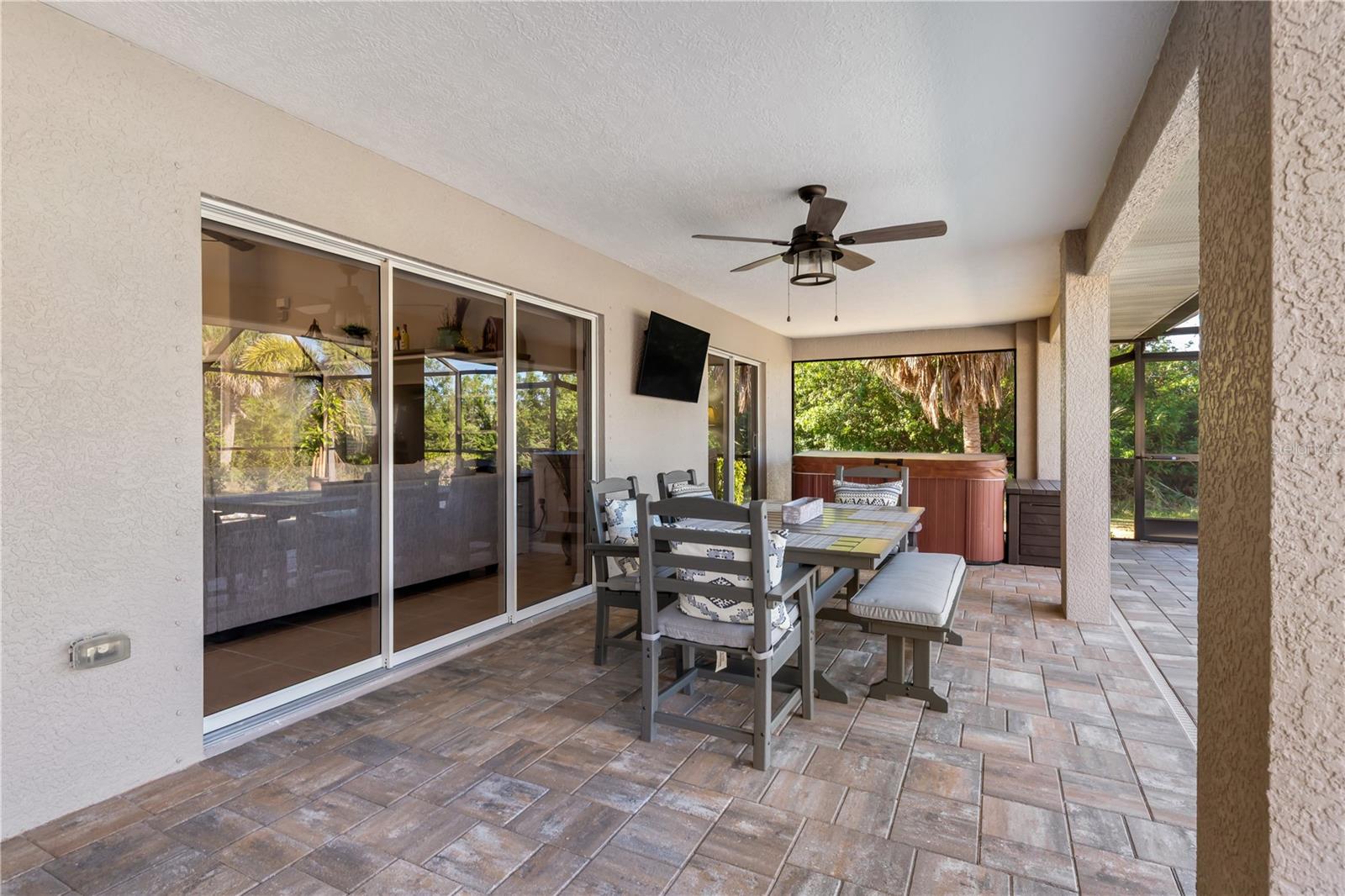 Image 36 of 53 For 8251 Arlewood Circle