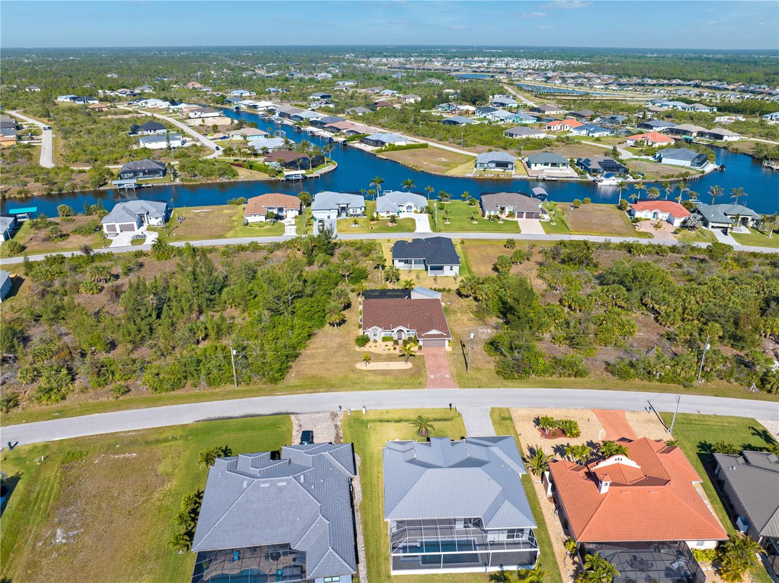 Image 41 of 53 For 8251 Arlewood Circle