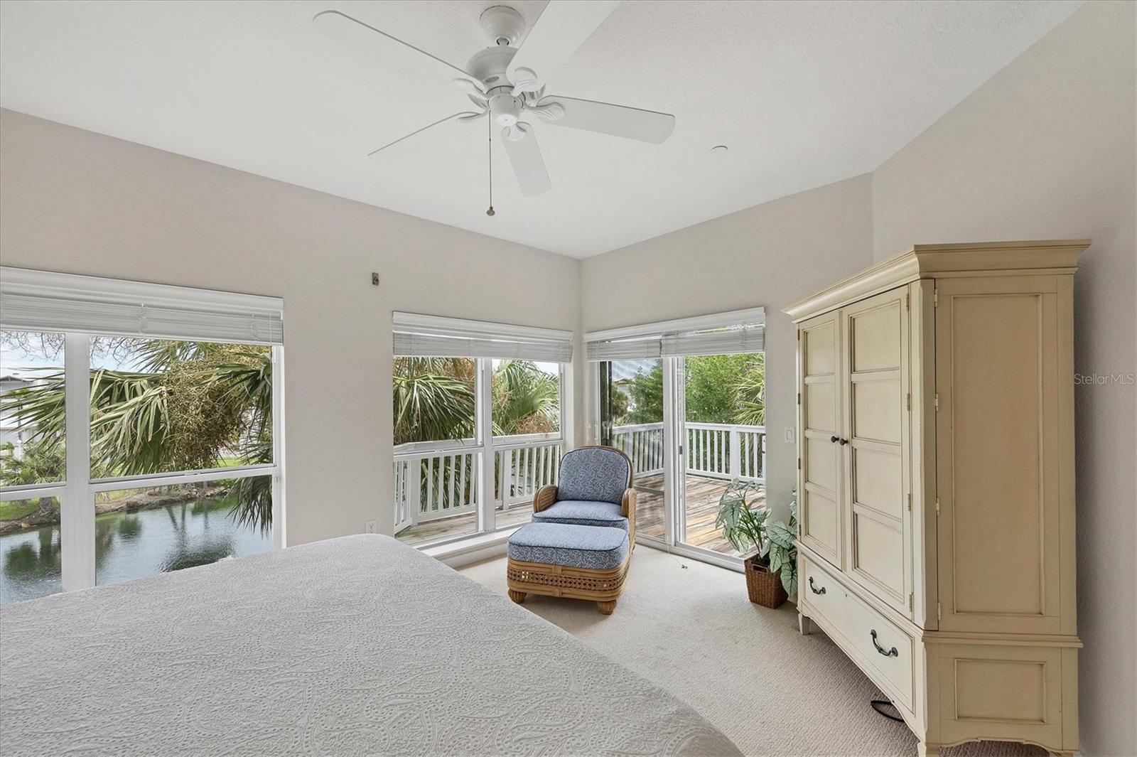 Image 75 of 77 For 805 Harbor Drive