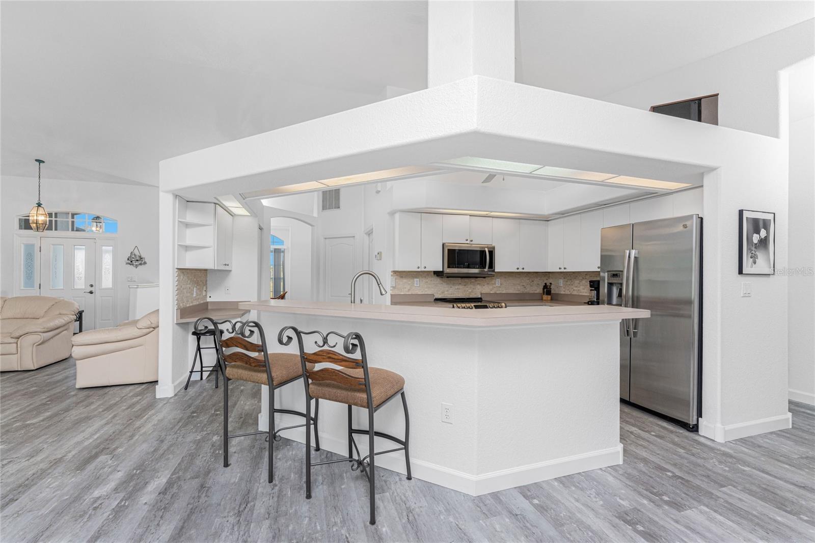Image 17 of 50 For 431 Rotonda Circle