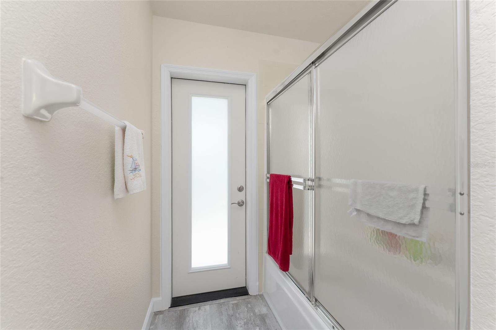 Image 30 of 50 For 431 Rotonda Circle