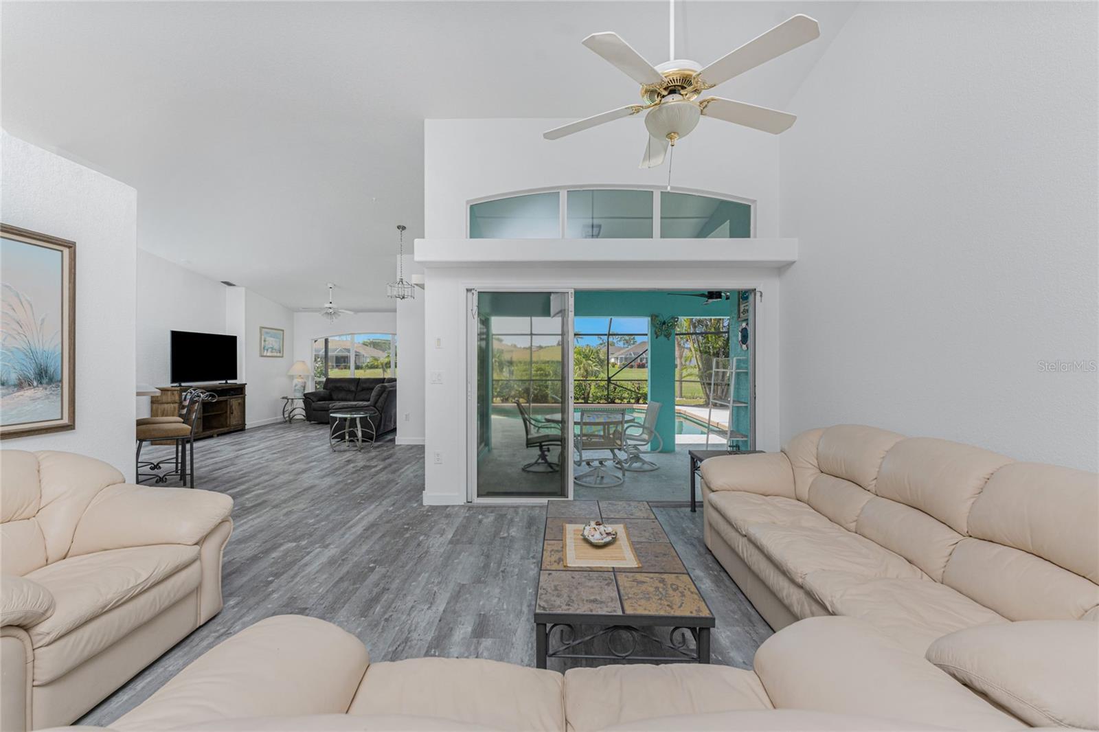 Image 8 of 50 For 431 Rotonda Circle