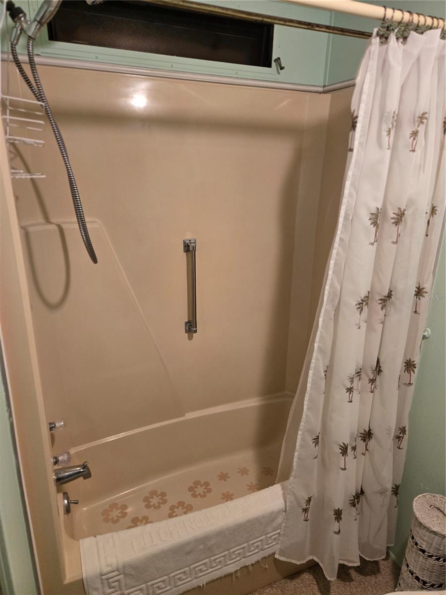 Image 10 of 23 For 6162 Redwing Avenue