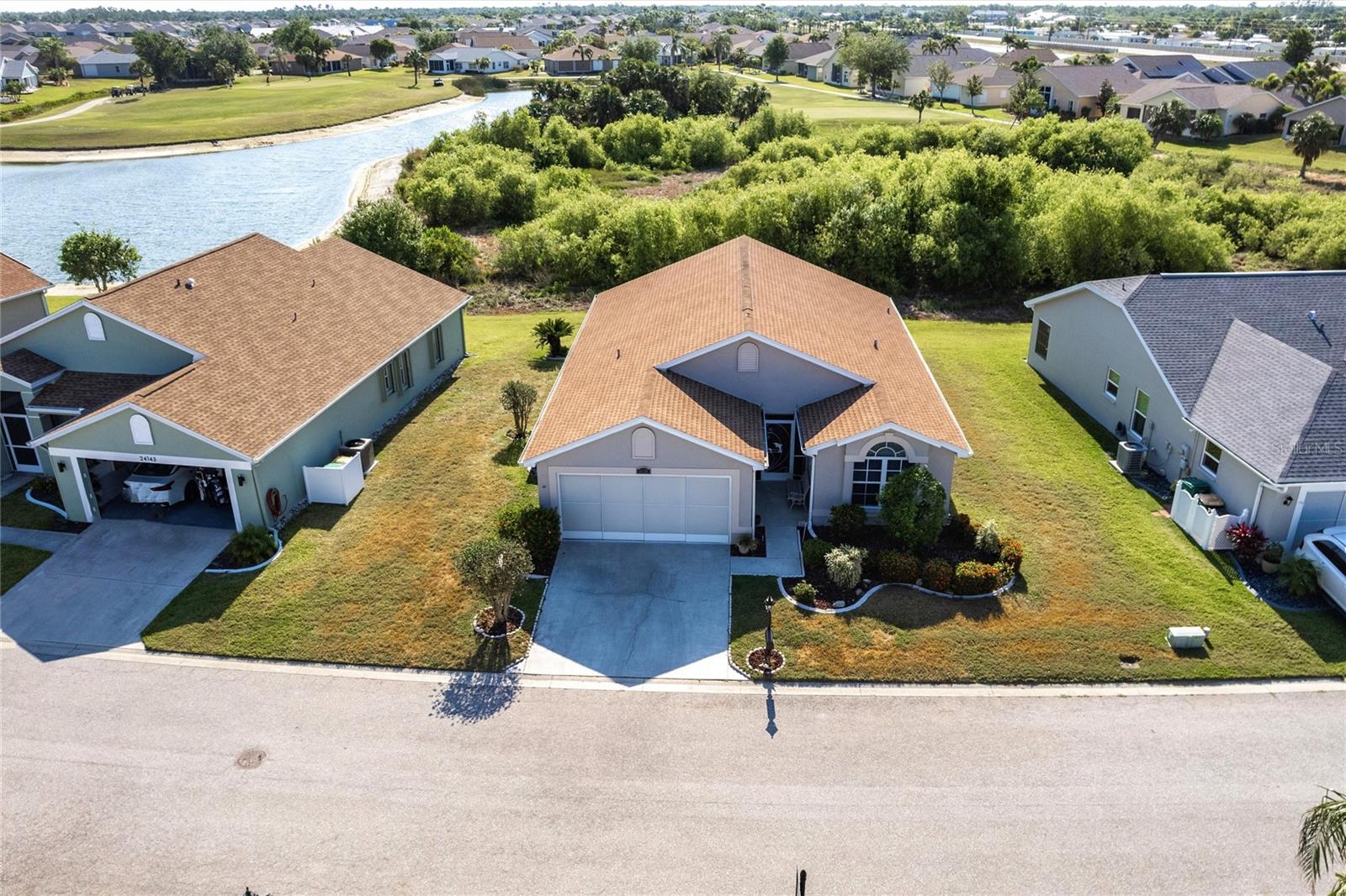 Image 42 of 62 For 24135 Buckingham Way