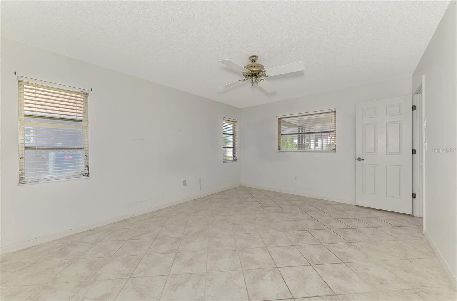 Image 26 of 49 For 7215 Brookhaven Terrace
