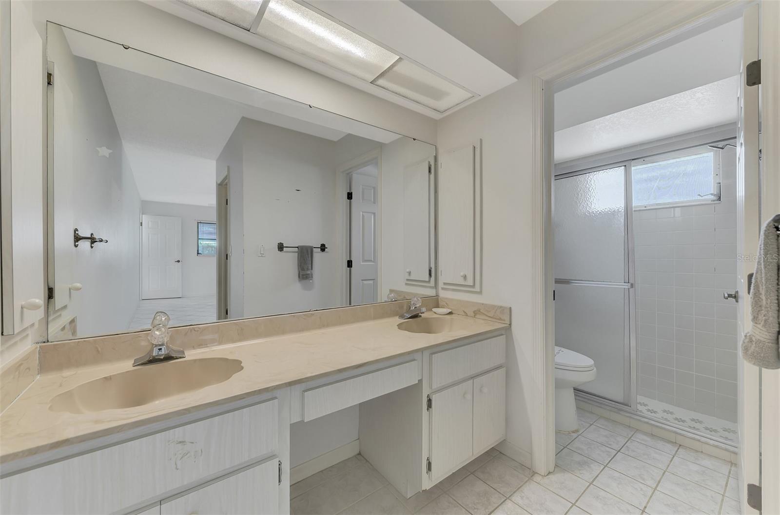 Image 32 of 49 For 7215 Brookhaven Terrace