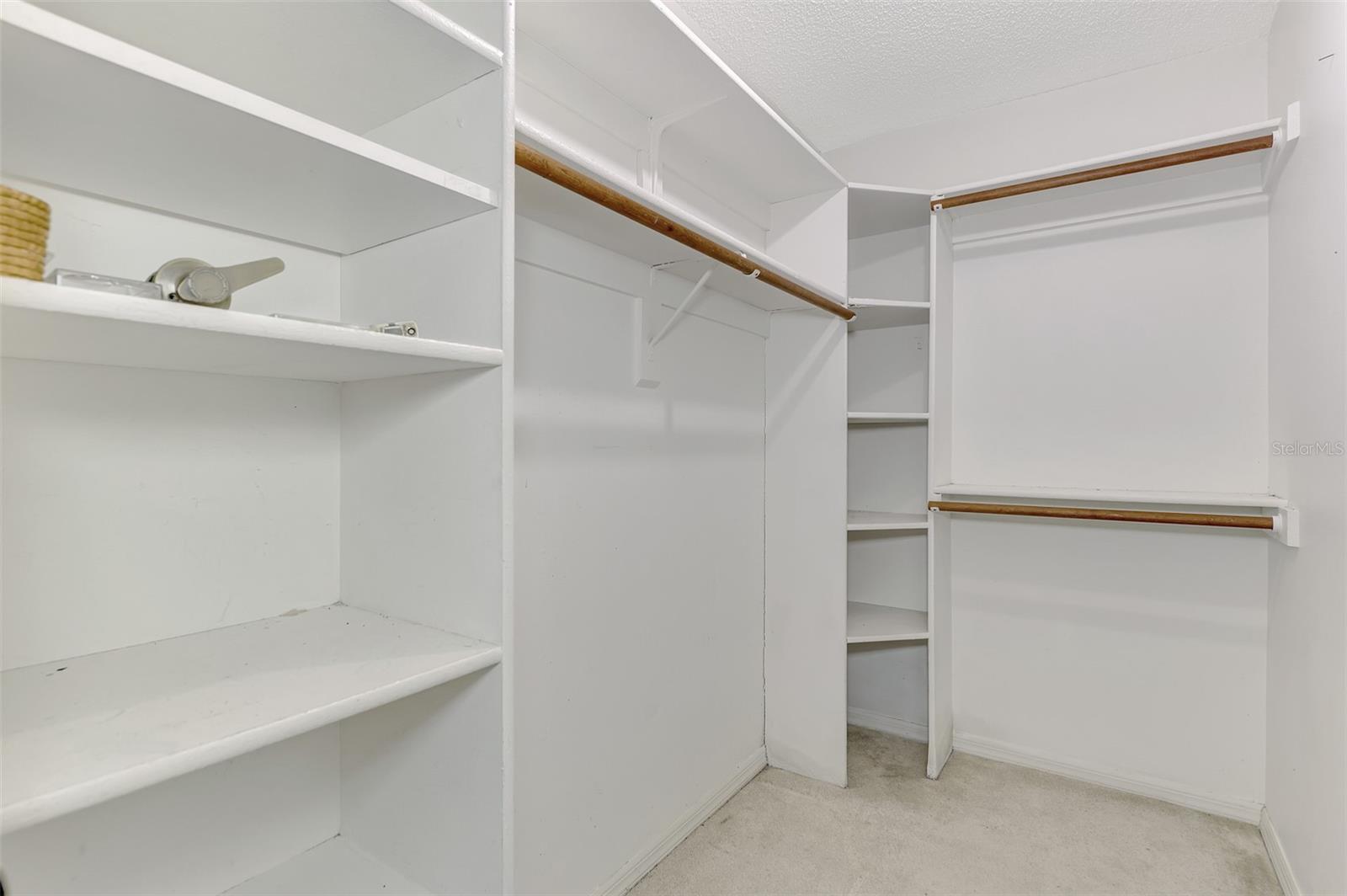 Image 34 of 49 For 7215 Brookhaven Terrace