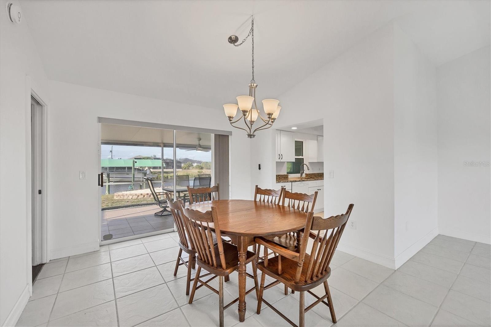 Image 9 of 53 For 15184 Aldama Circle