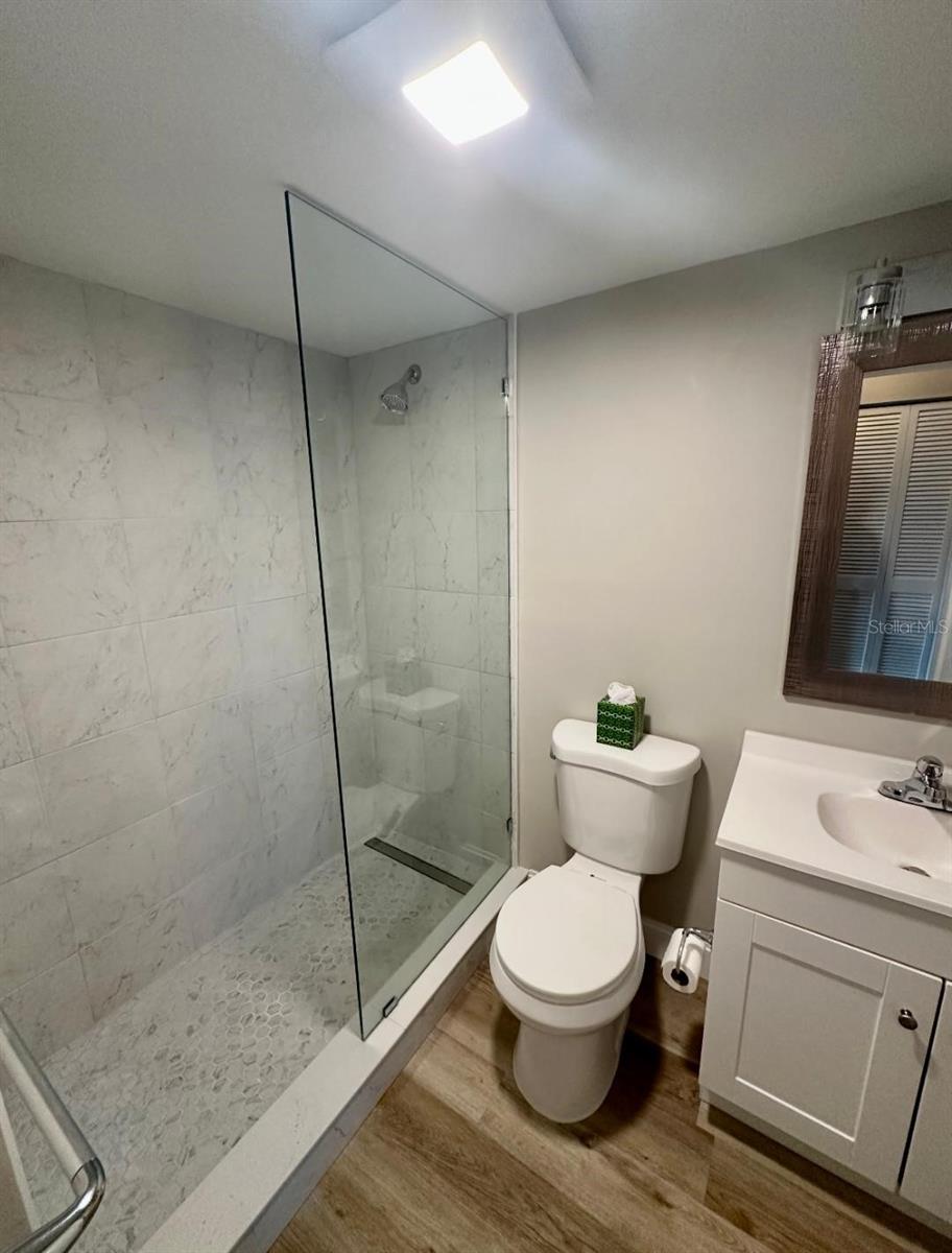 Image 7 of 7 For 240 Collier Boulevard D2