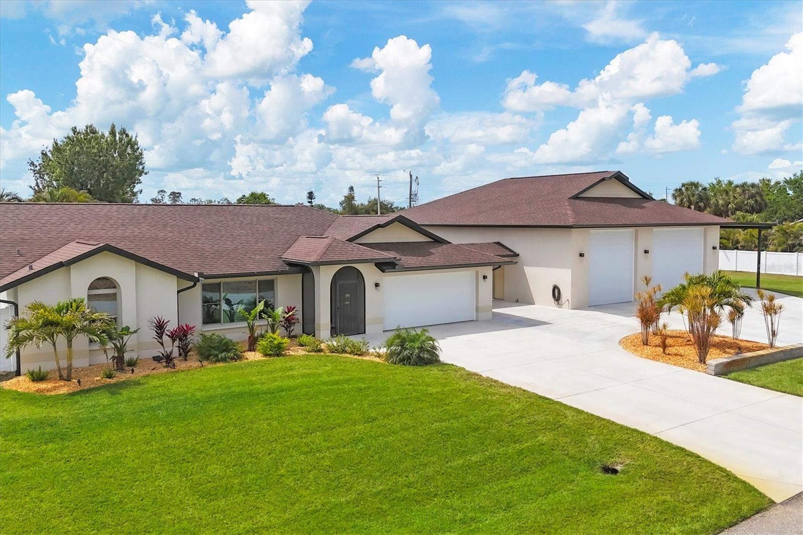 Image 3 of 42 For 11101 Sandrift Avenue