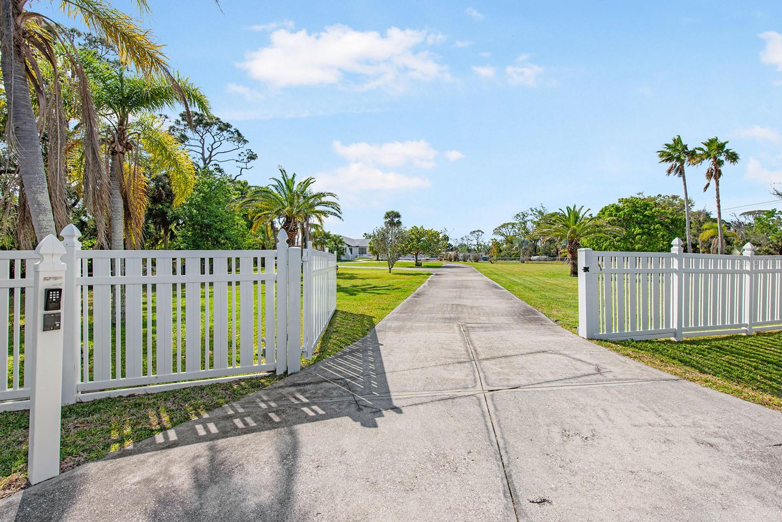 Image 9 of 67 For 60 Oxford Drive