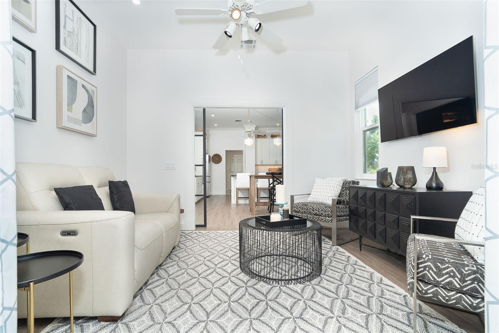 Image 10 of 53 For 5 Saint John Boulevard
