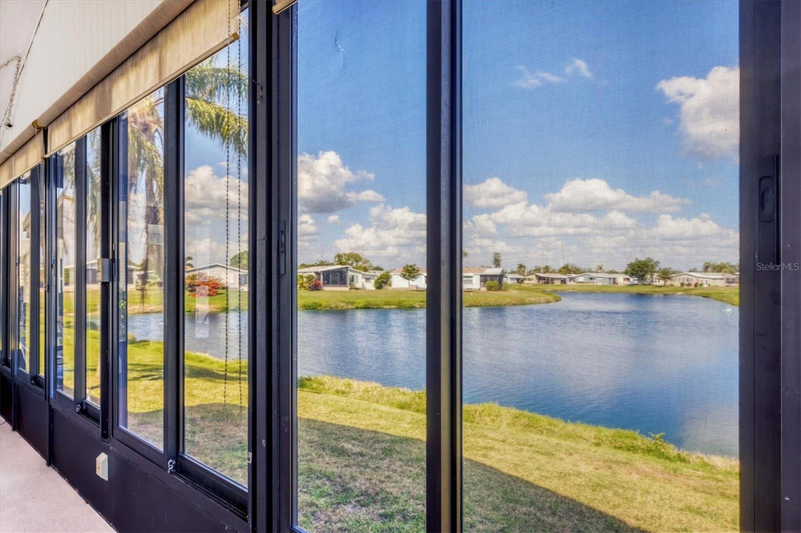 Image 31 of 49 For 809 Tangerine Woods Boulevard 215