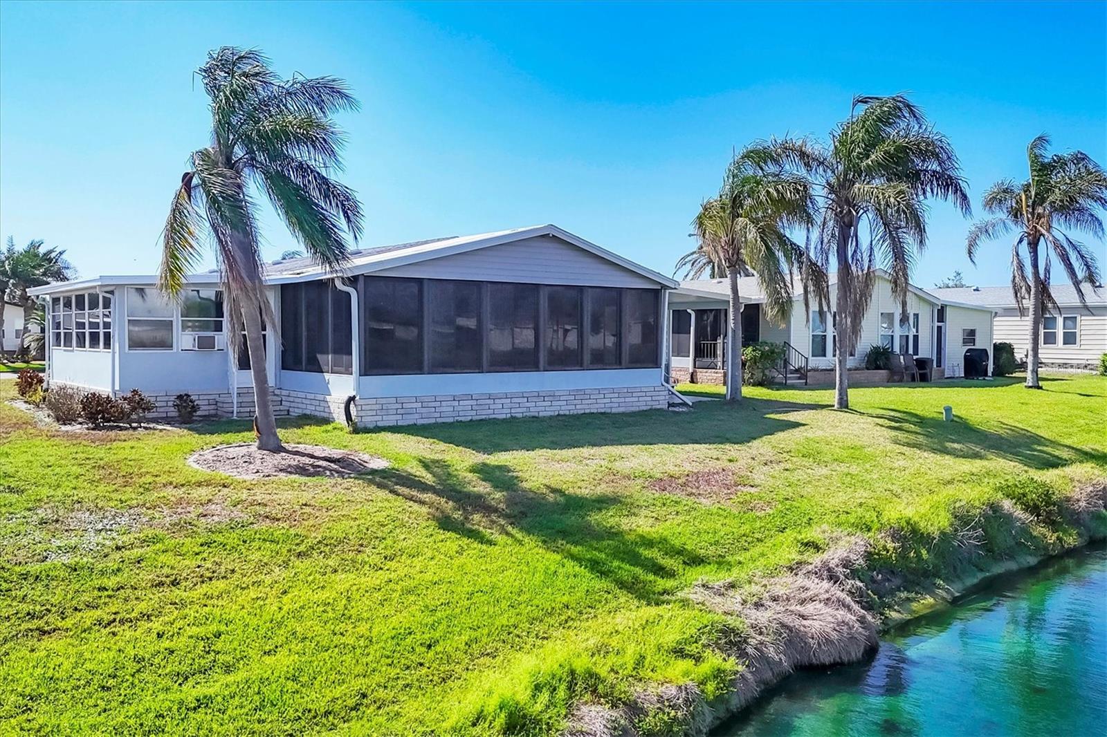 Image 35 of 49 For 809 Tangerine Woods Boulevard 215