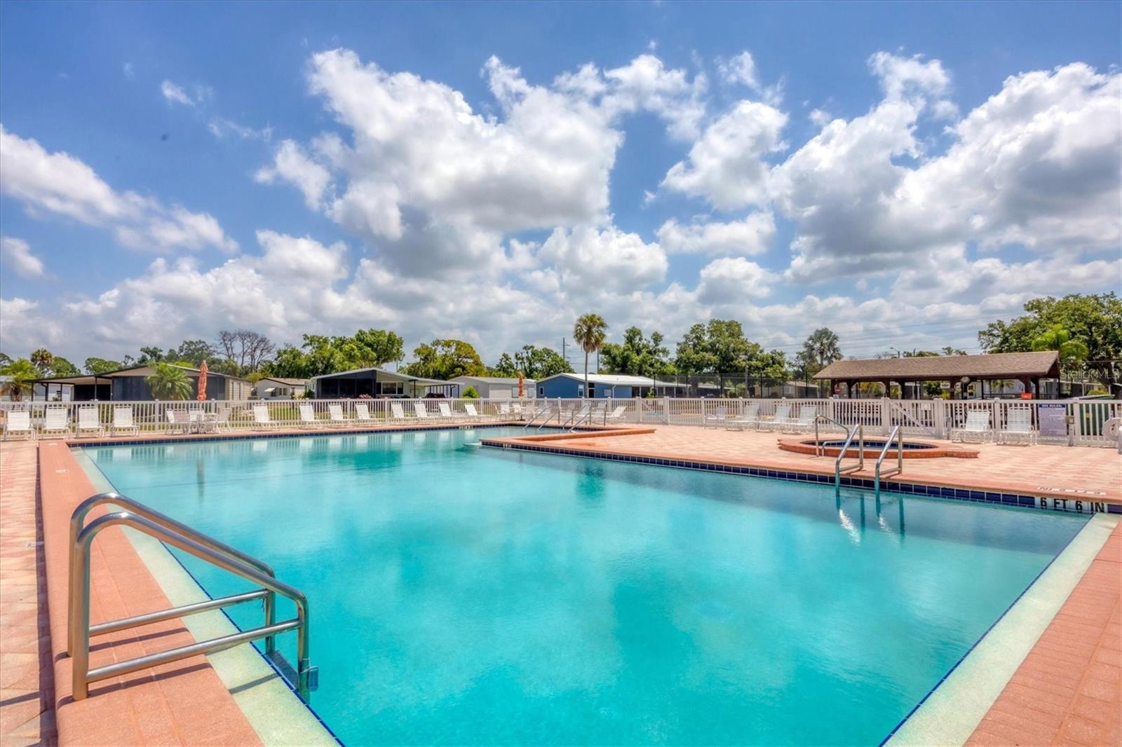 Image 43 of 49 For 809 Tangerine Woods Boulevard 215