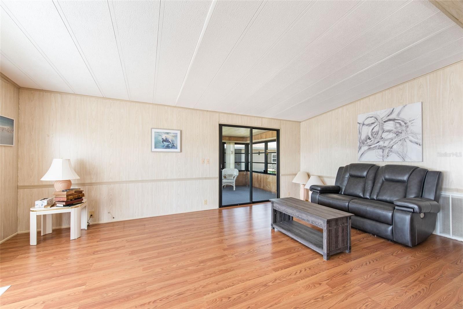 Image 21 of 51 For 6168 Partridge Avenue