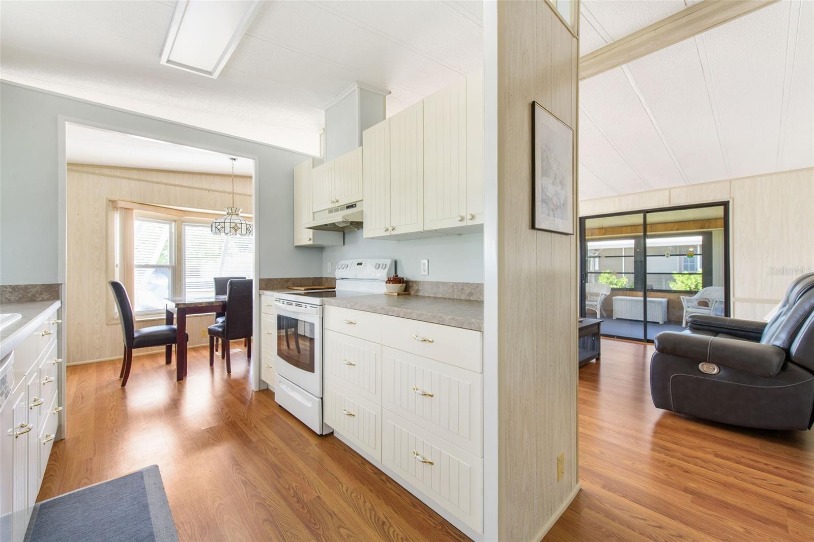Image 6 of 51 For 6168 Partridge Avenue