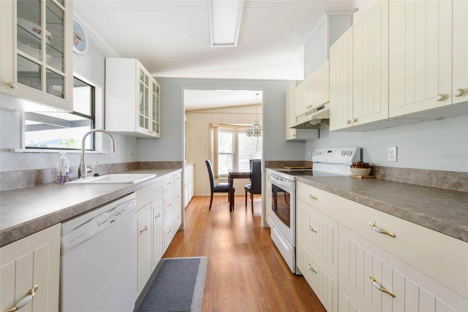 Image 7 of 51 For 6168 Partridge Avenue