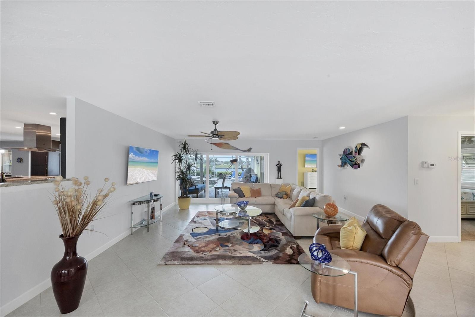Image 6 of 42 For 44 Waterford Drive