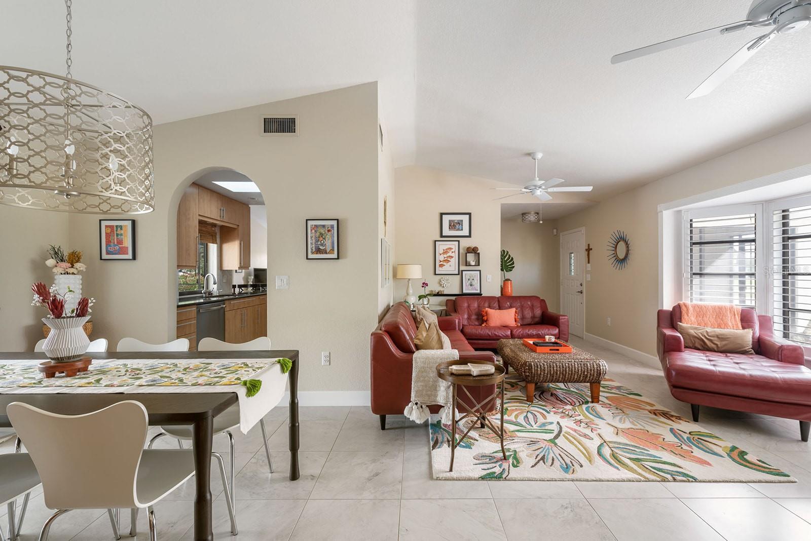 Image 16 of 68 For 7427 Escondido Street