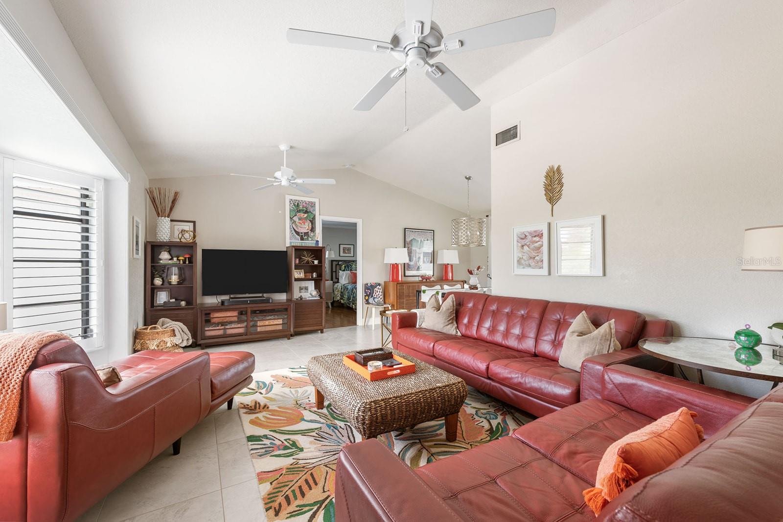Image 8 of 68 For 7427 Escondido Street