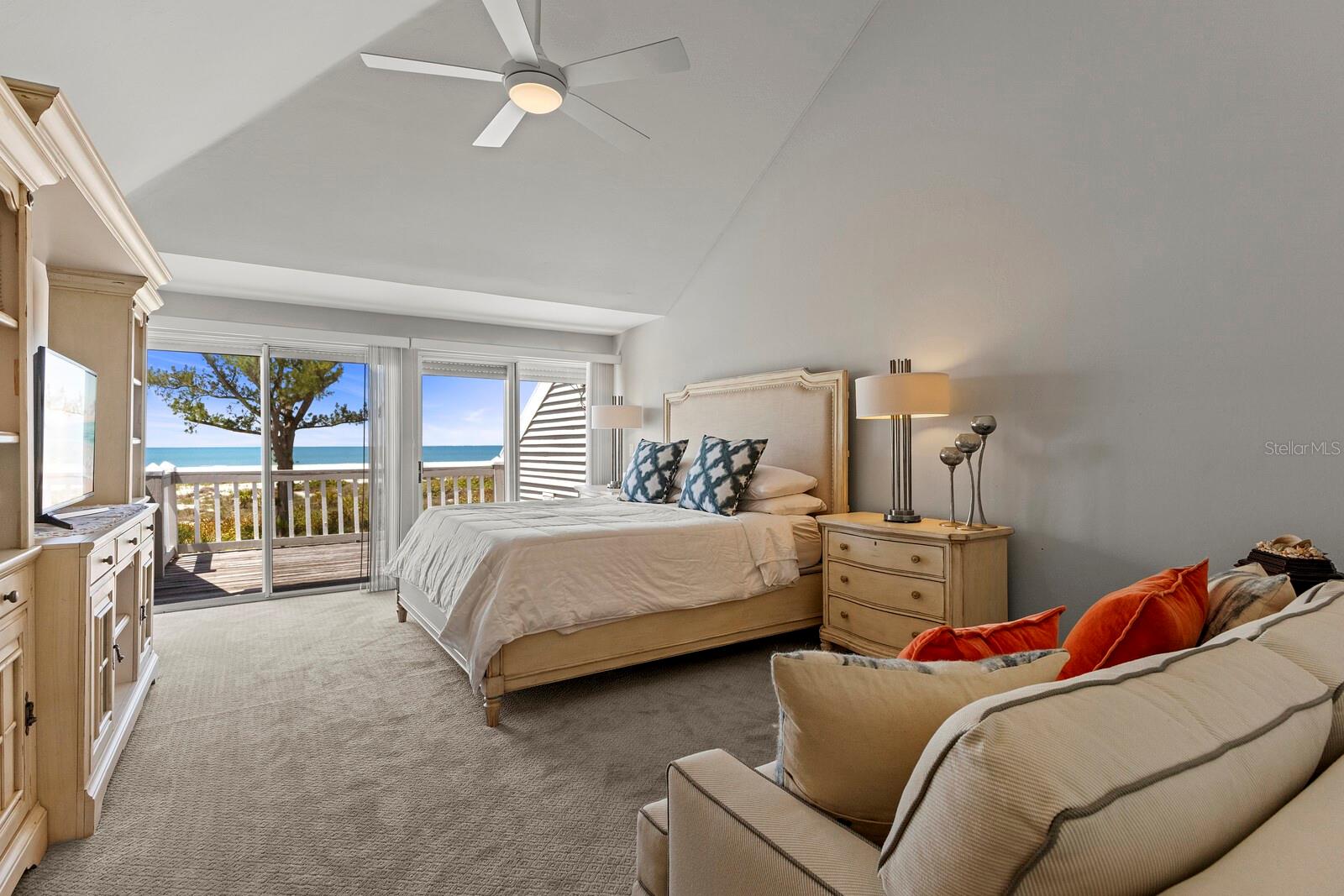 Image 20 of 43 For 17 Seawatch Drive
